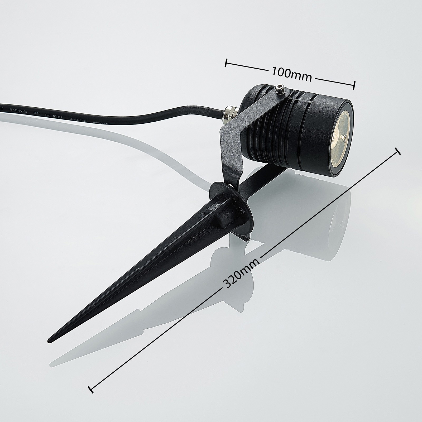 YD97-Practical LED IP65 outdoor spotlight with integrated grounding spike