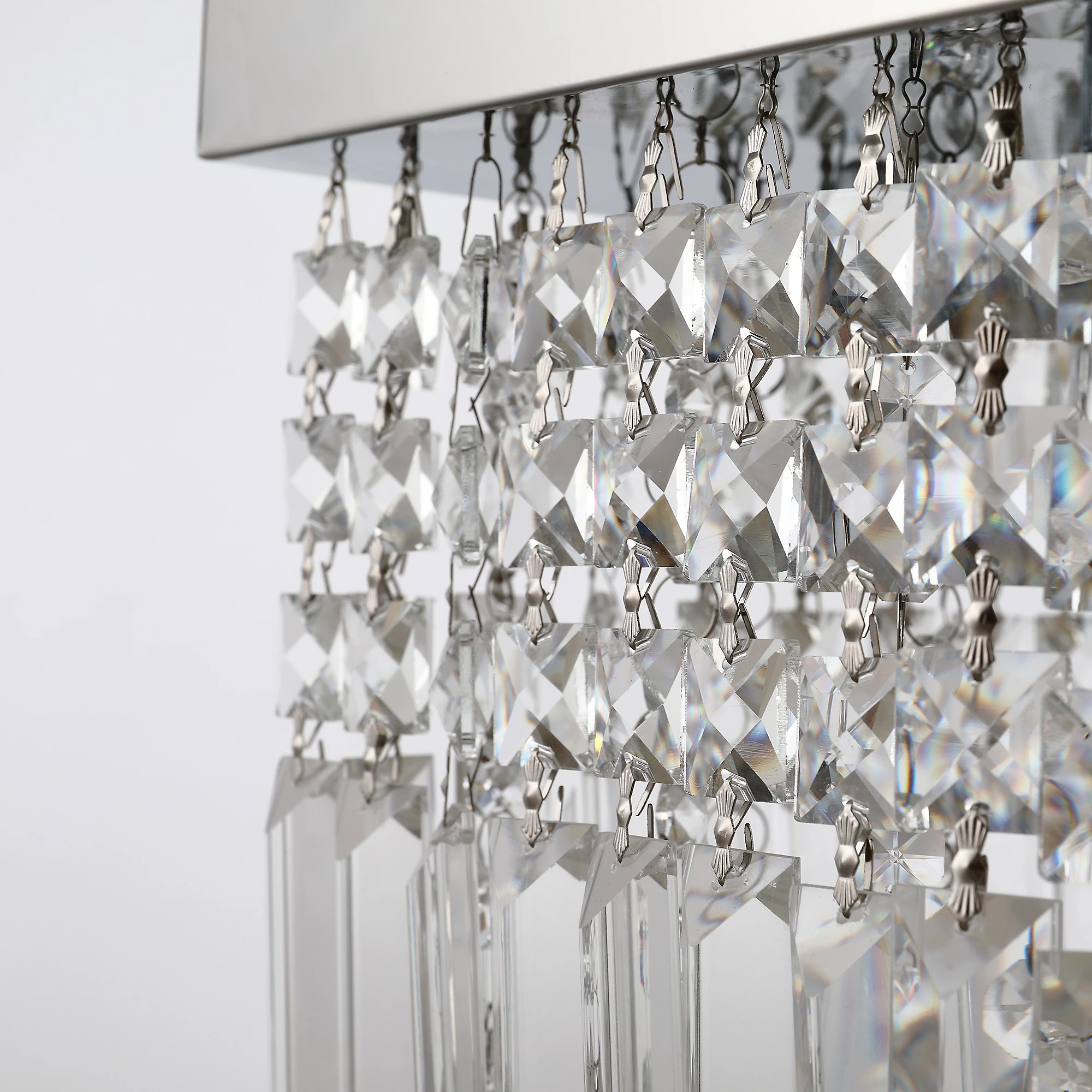 Modern and elegant K9 crystal chandelier with simple appearance