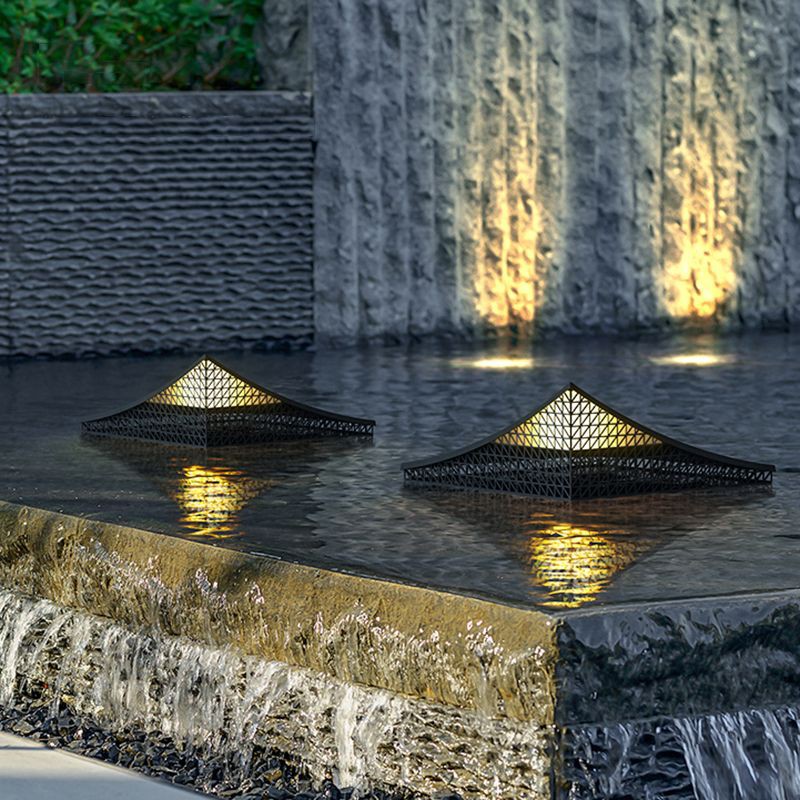 YD72-Black Solar Lawn Light Modern Outdoor Lighting 