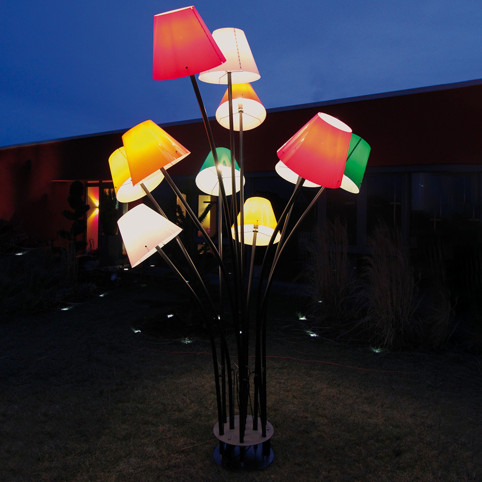 YD11-Outdoor waterproof garden floor lamp