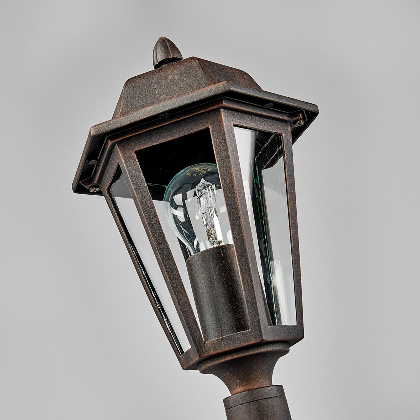 YD44-Solar lantern shaped laminated post light for outdoor garden