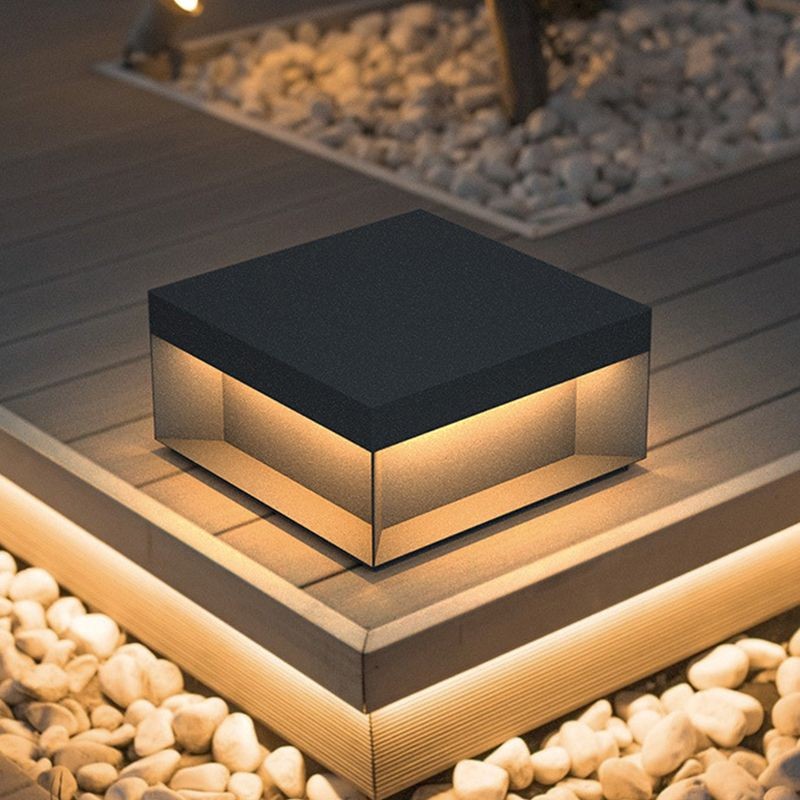 YD111-solar energy Black Square Metal Pillar Lamp with Warm LED